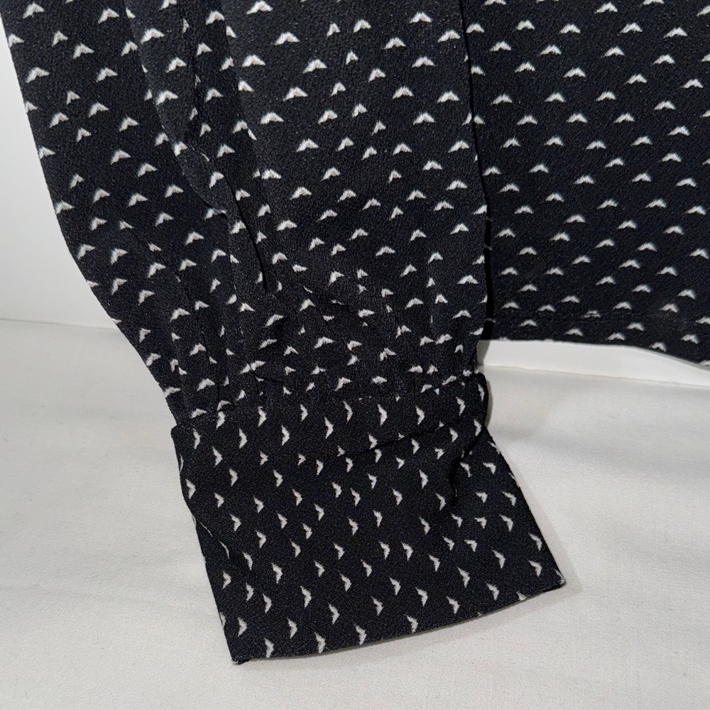 Adrianna Papell Black and White Blouse with Ruffled Collar Sz XL - Picture 4 of 7